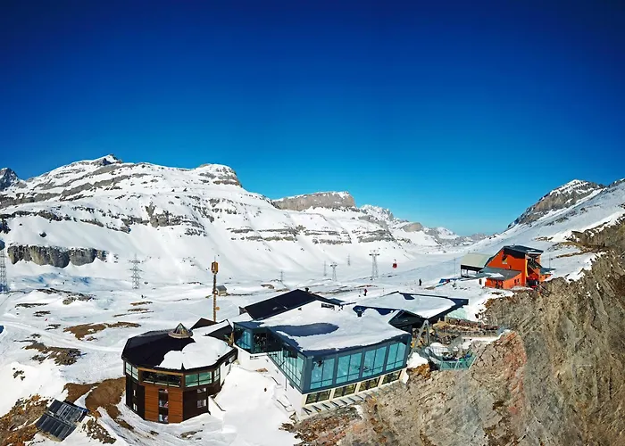 Walliserhof-leukerbad-therme 洛伊克巴德