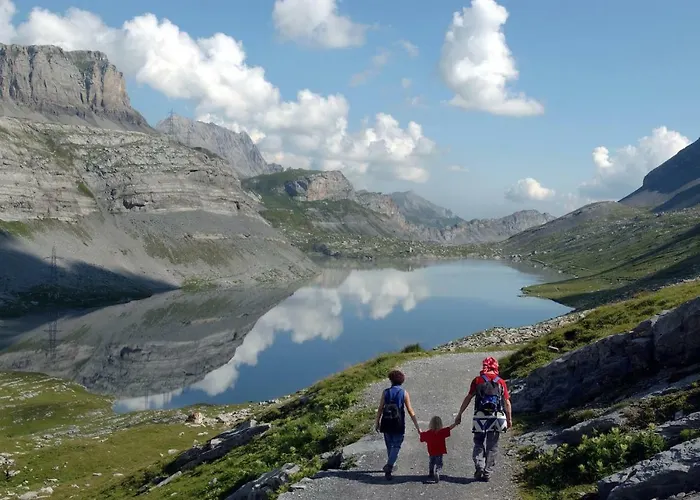 Walliserhof-leukerbad-therme 酒店 3*